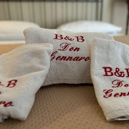 Bed and Breakfast Beb Don Gennaro Neapel Exterior foto