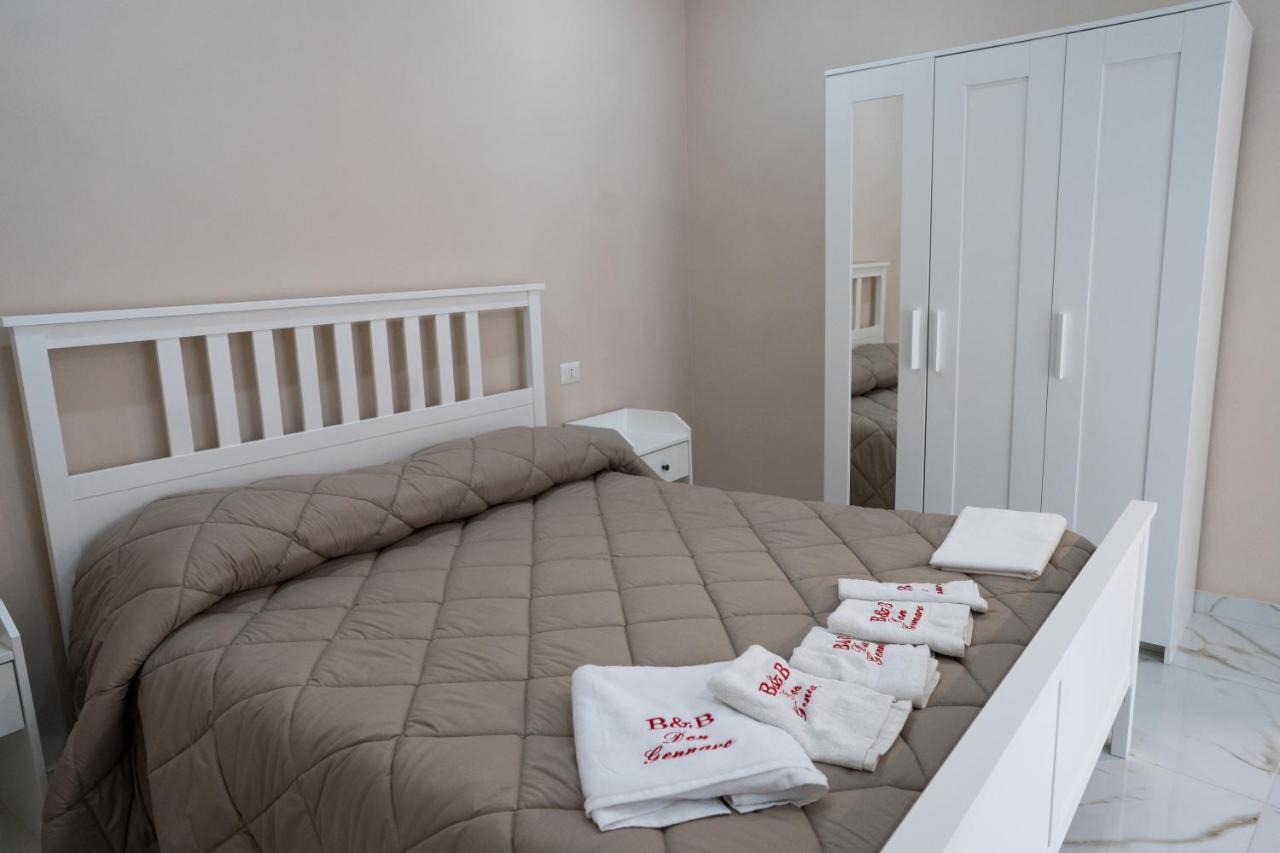 Bed and Breakfast Beb Don Gennaro Neapel Exterior foto
