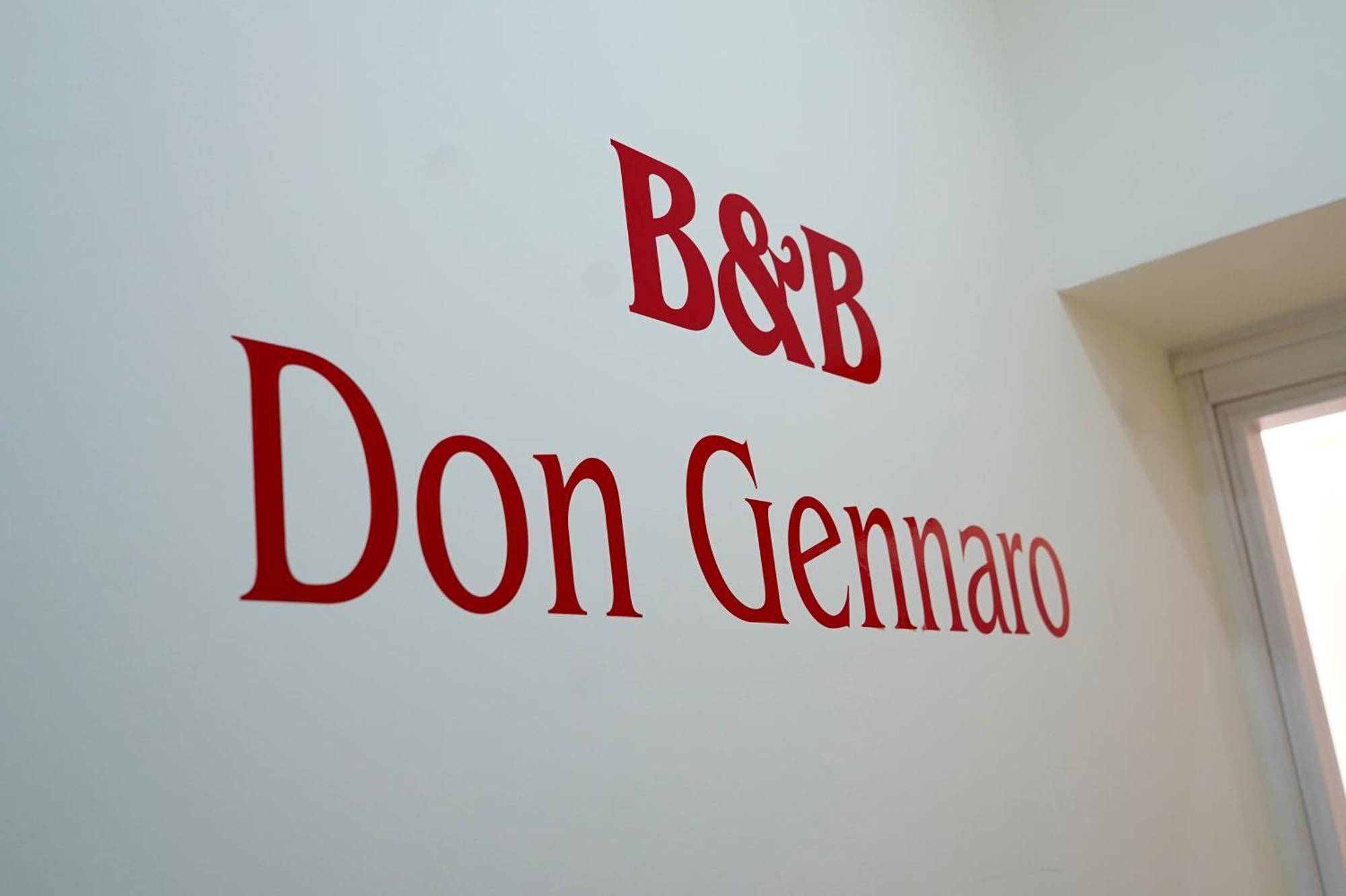 Bed and Breakfast Beb Don Gennaro Neapel Exterior foto