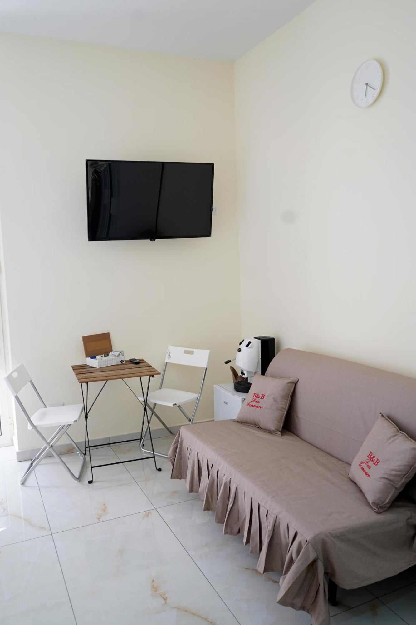 Bed and Breakfast Beb Don Gennaro Neapel Exterior foto